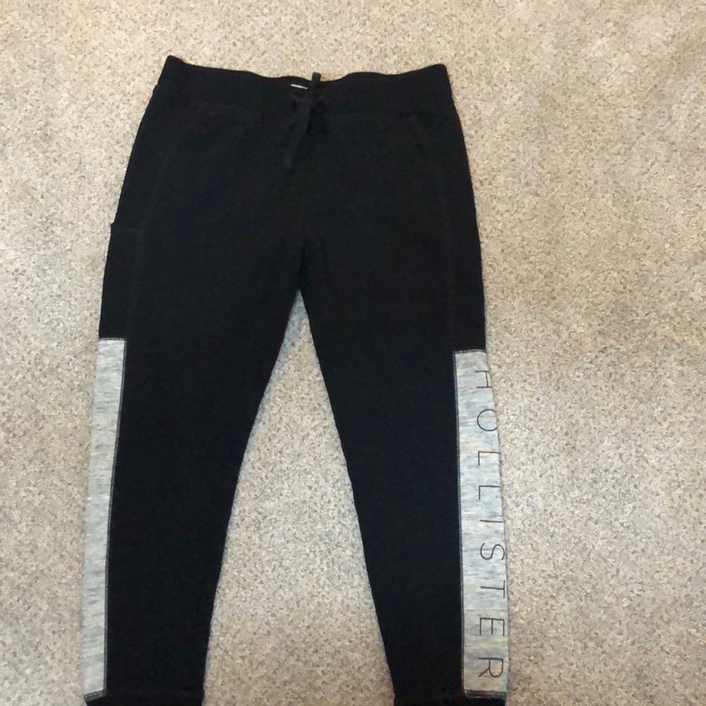 Woman’s fleece hollister leggings